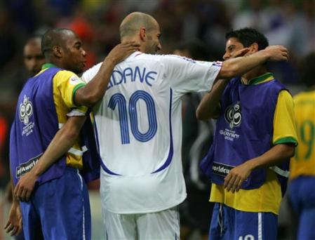 zidane.robinho et cicinho